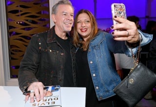elvisduran 01